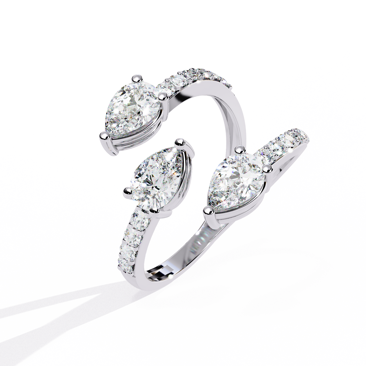 Queen’s Whisper Diamond Ring