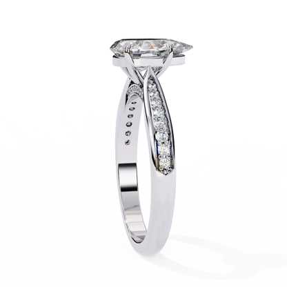Étoile Sincera Pear Solitaire Ring