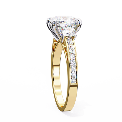 Lustria Magnifique Cushion Solitaire Ring