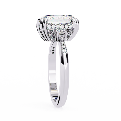 Valoria d’Éminence Radiant Solitaire Ring
