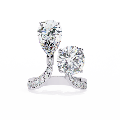 Adoria Lumiere Toi-et-Moi Solitaire Ring