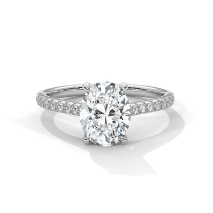 Bold Brilliance Oval-Cut Diamond Ring – Timeless Elegance