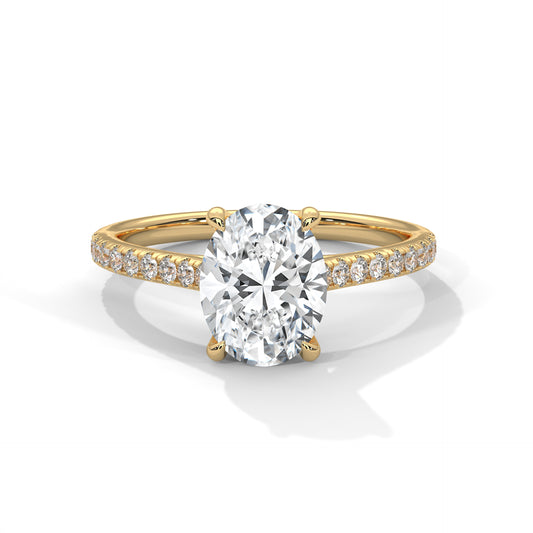 Bold Brilliance Oval-Cut Diamond Ring – Timeless Elegance