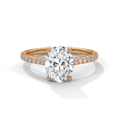 Bold Brilliance Oval-Cut Diamond Ring – Timeless Elegance