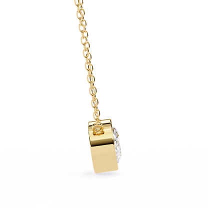 Rosalía Velloré Oval Solitaire Pendant