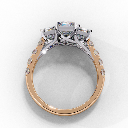 Emeraude Royale Radiant Solitaire Ring