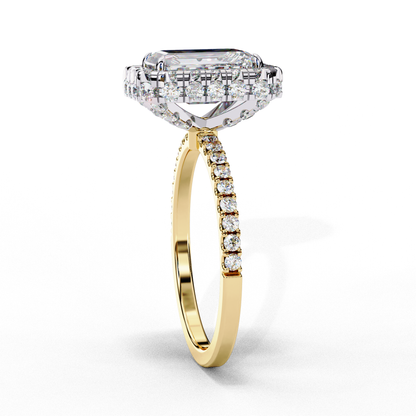 Selene Whisper Emerald Solitaire Ring