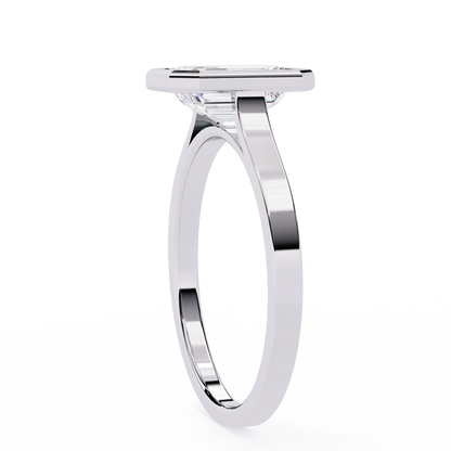 Isola Brillio Emerald Solitaire Ring