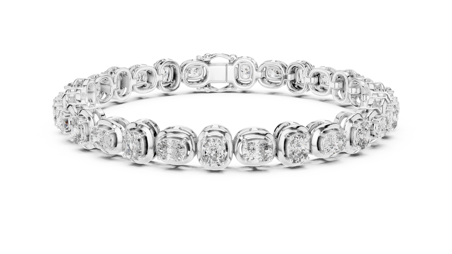Queen’s Whisper Diamond Bracelet