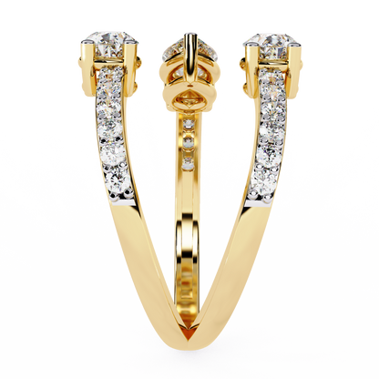 Queen’s Whisper Diamond Ring