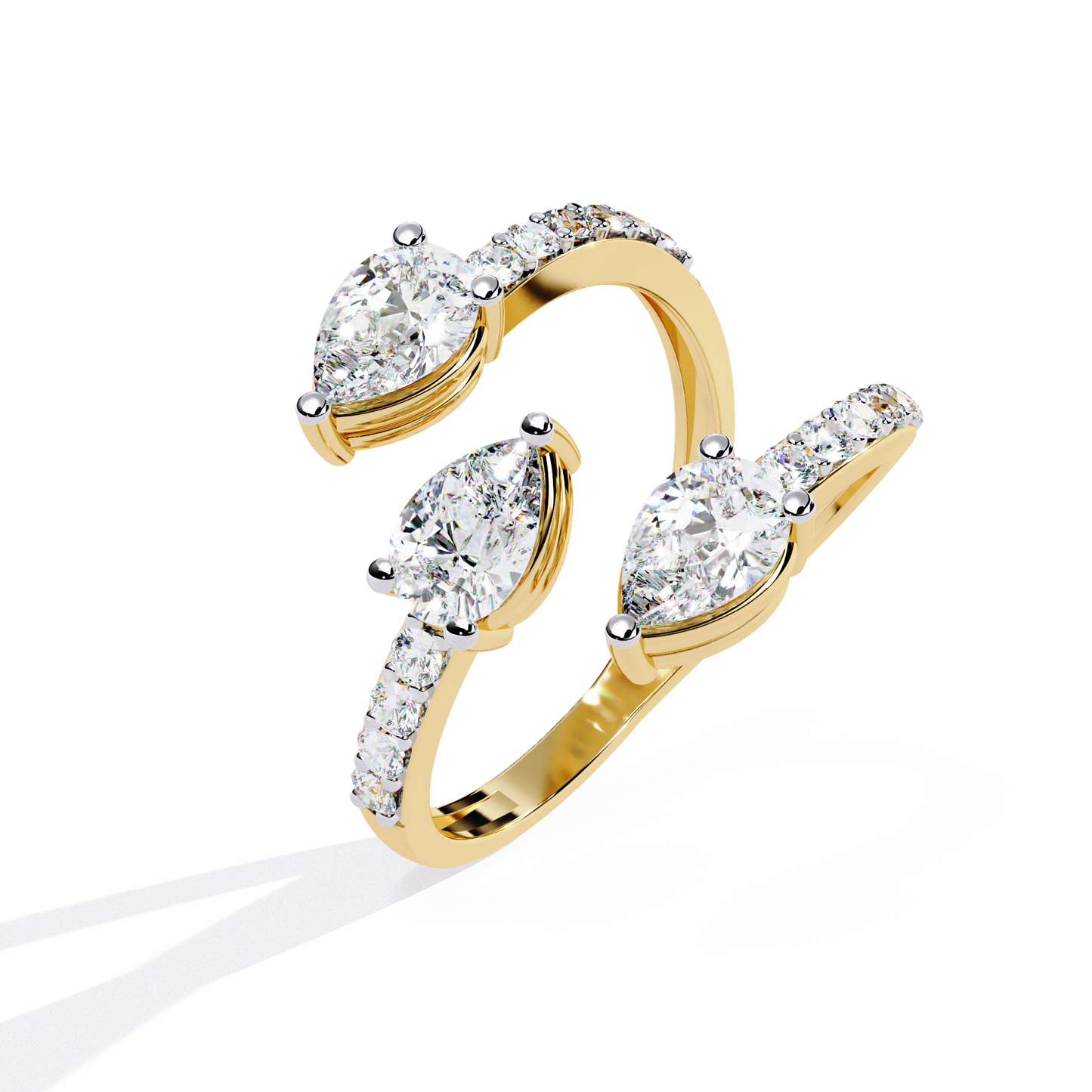 Queen’s Whisper Diamond Ring