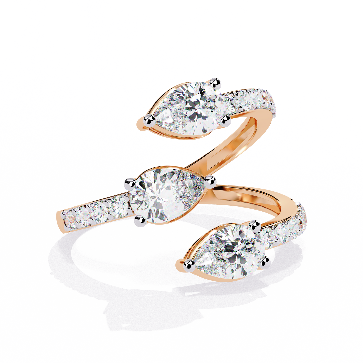 Queen’s Whisper Diamond Ring
