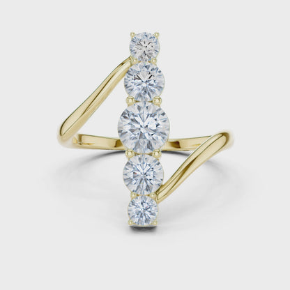 Velvet Circle Diamond Ring